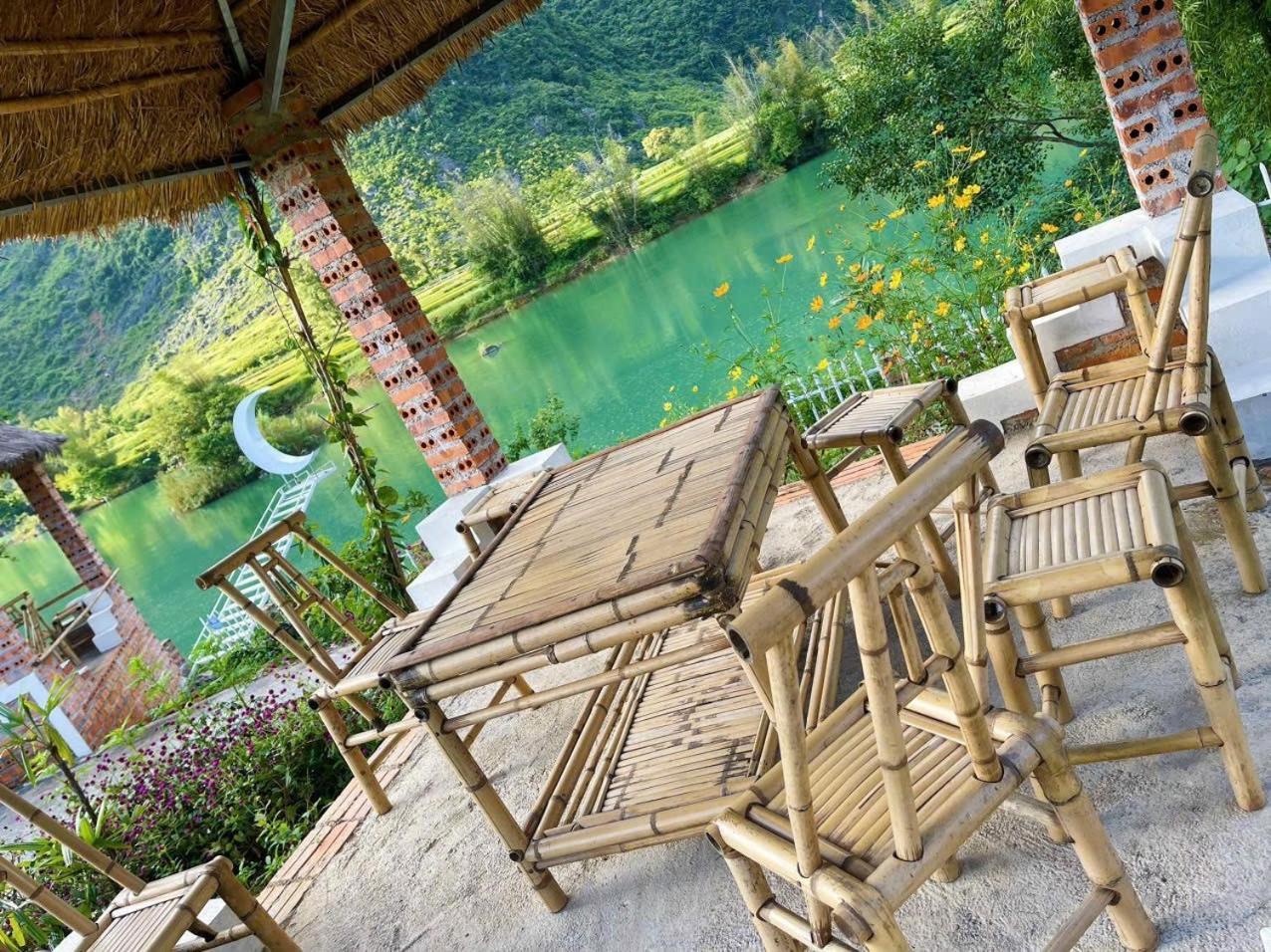 Riverside Homestay